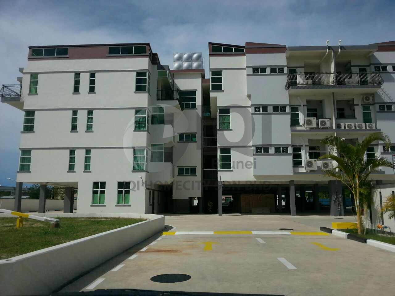Apartment for Rent: Pandan 5
