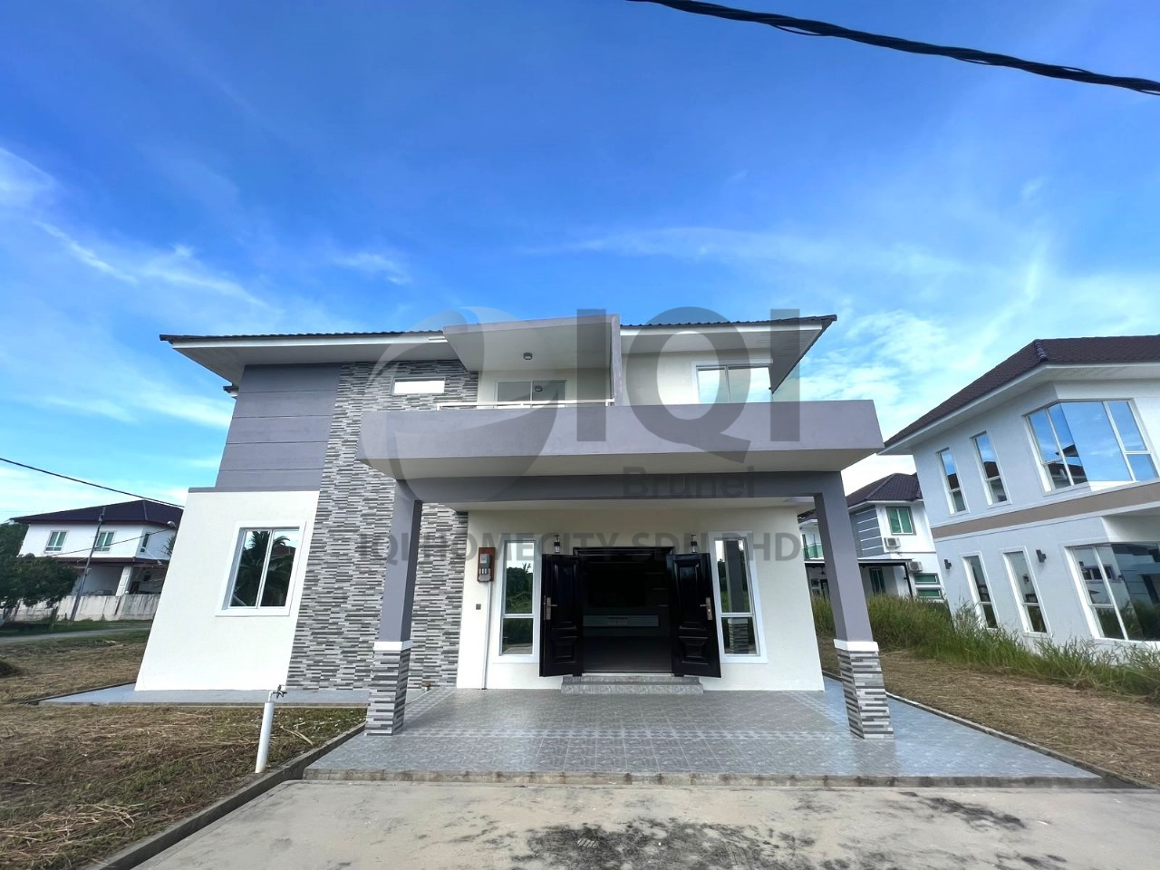 SH-M95: Detached House for Sale